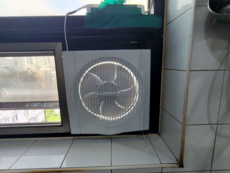 시흥 창문 환풍기 교체 시공 전